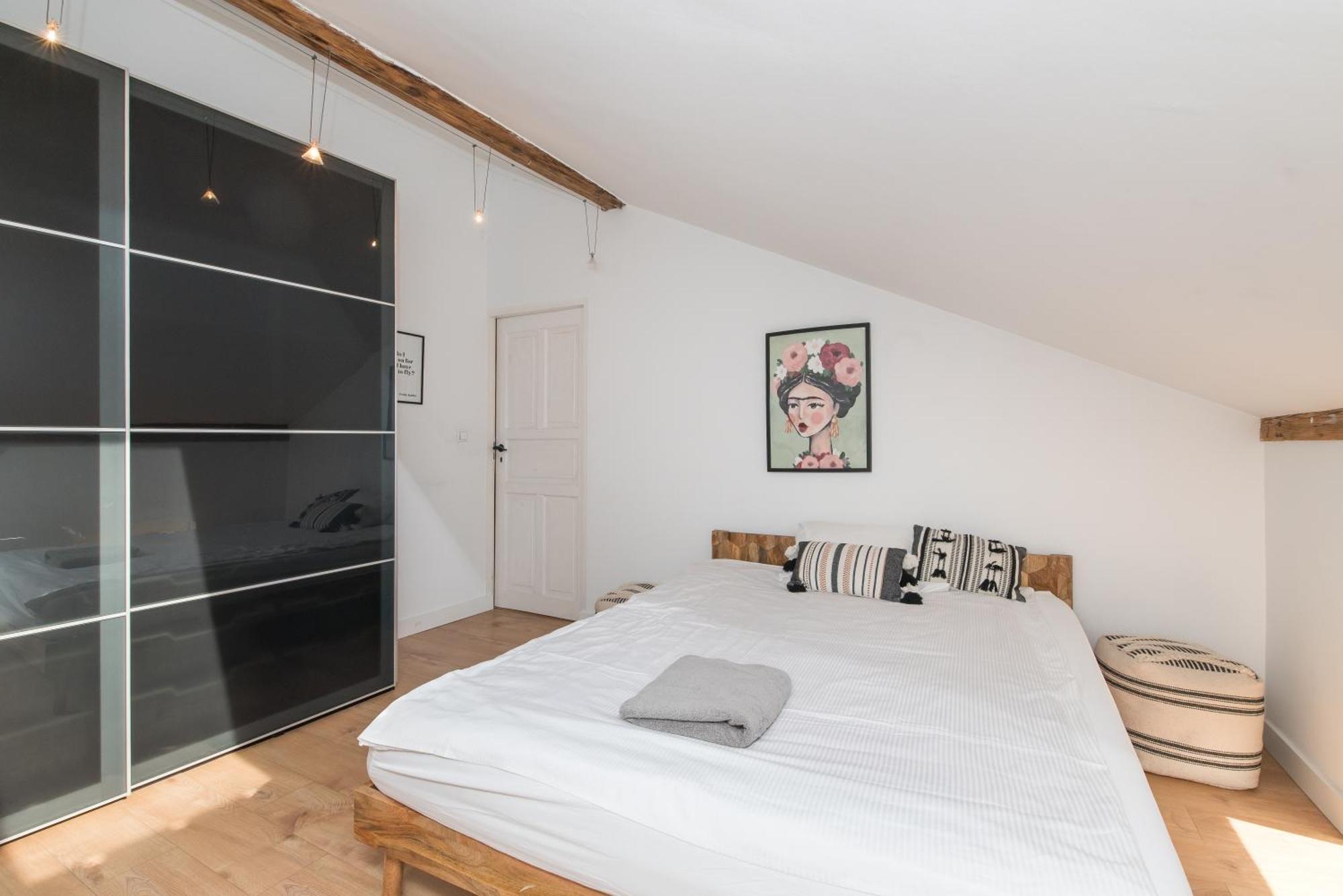 Przytulny Loft W Uroczej Okolicy Lägenhet Gliwice Exteriör bild